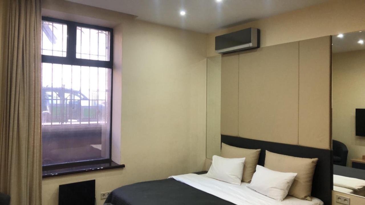 Malon Apartments Odessa Luaran gambar