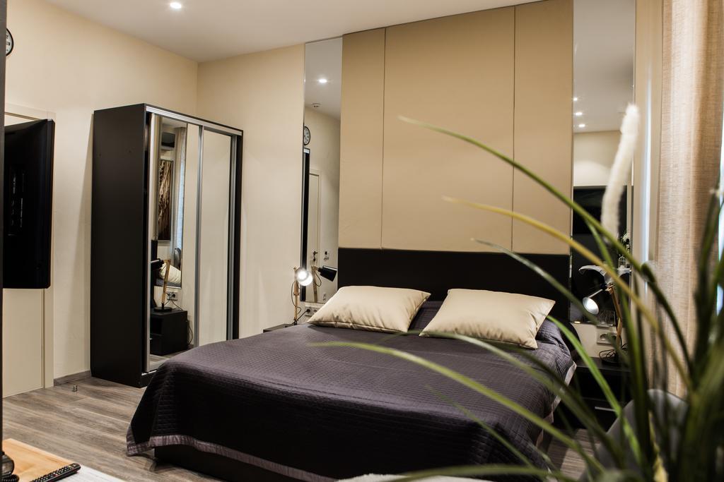 Malon Apartments Odessa Luaran gambar